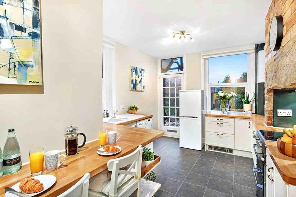 The Stanley Suite 1 Bedroom Apt Dog Friendly Patio Harrogate Exteriör bild