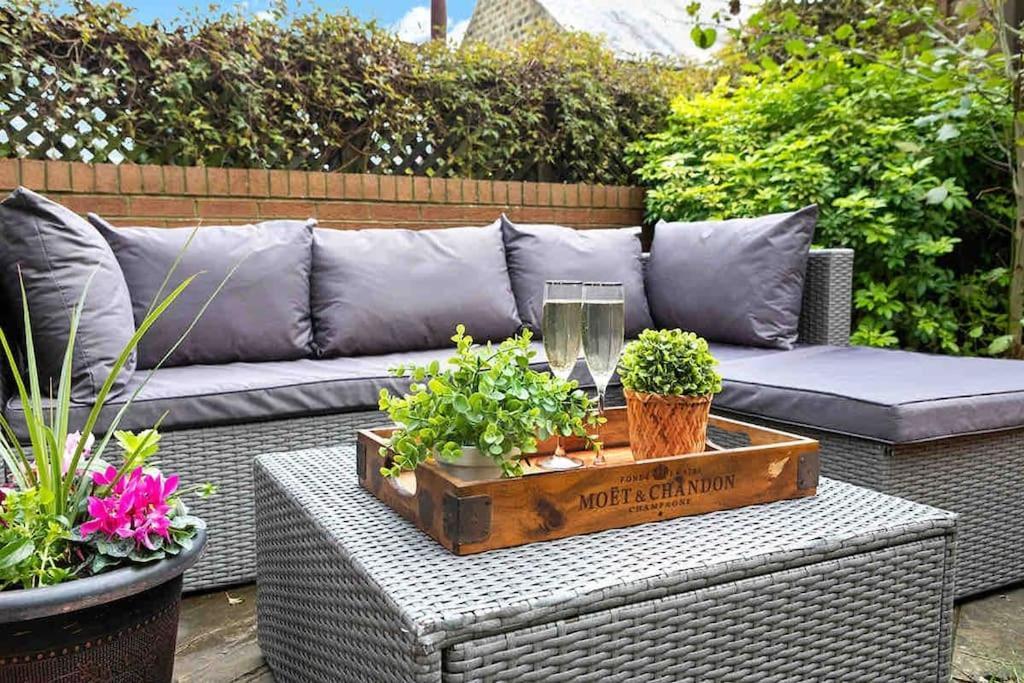 The Stanley Suite 1 Bedroom Apt Dog Friendly Patio Harrogate Exteriör bild